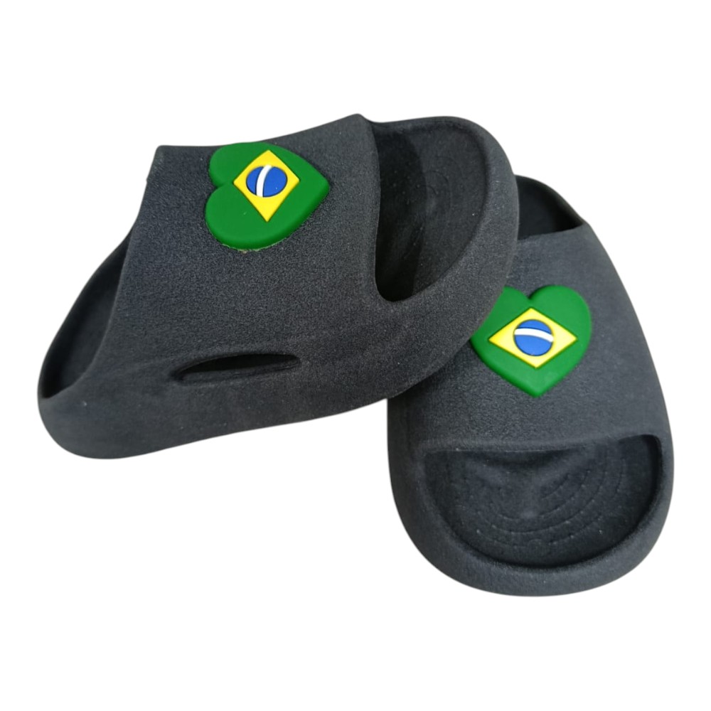 Chinelo Nuvem Brasil Coração Infantil Jogos Menina - Imagem 2